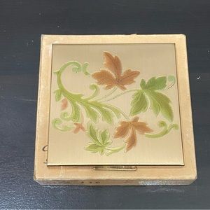 Vintage ELGIN American “Victory Model” Engraved Colored Leaves Compact Mirror